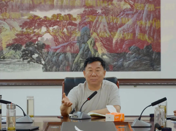 一滕集團(tuán)黨委傳達(dá)學(xué)習(xí)黨的二十屆三中全會(huì)精神